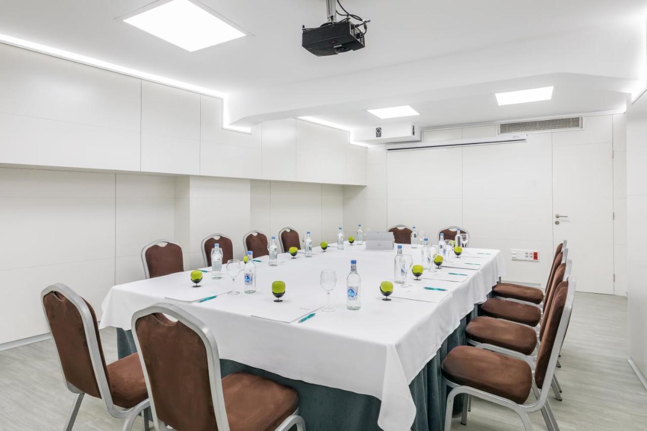 Hotel Occidental Cruz Contemporáneo