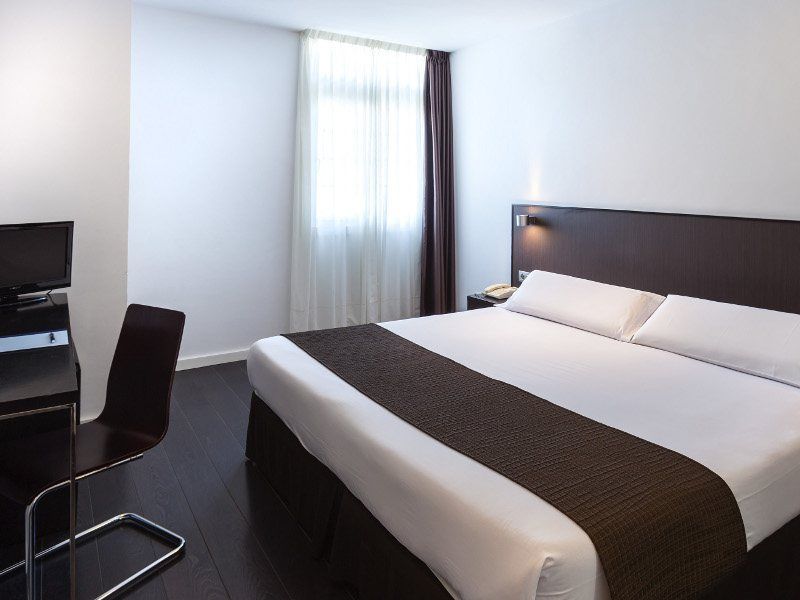 Hotel Occidental Cruz Contemporáneo